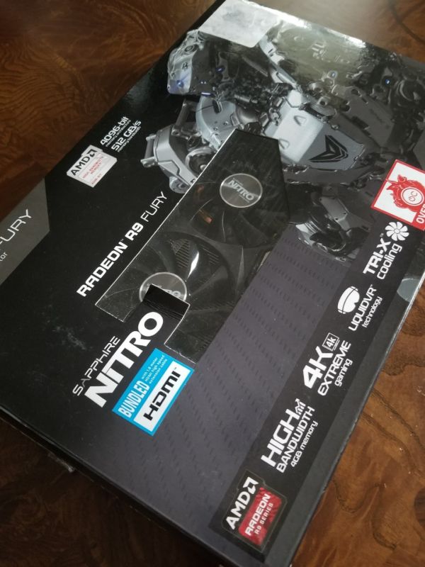 Sapphire_R9_Fury_Nitro_4GB_4096_Bit_Gaming_Graphics_Card_0.jpg