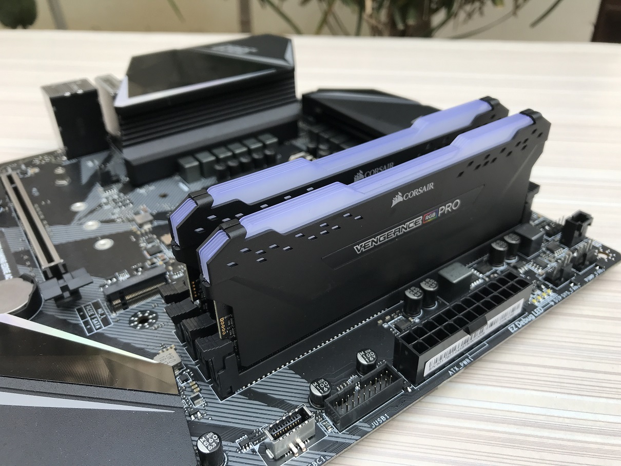 Corsair_Vengeance_RGB_Pro_Review__15_.JPG