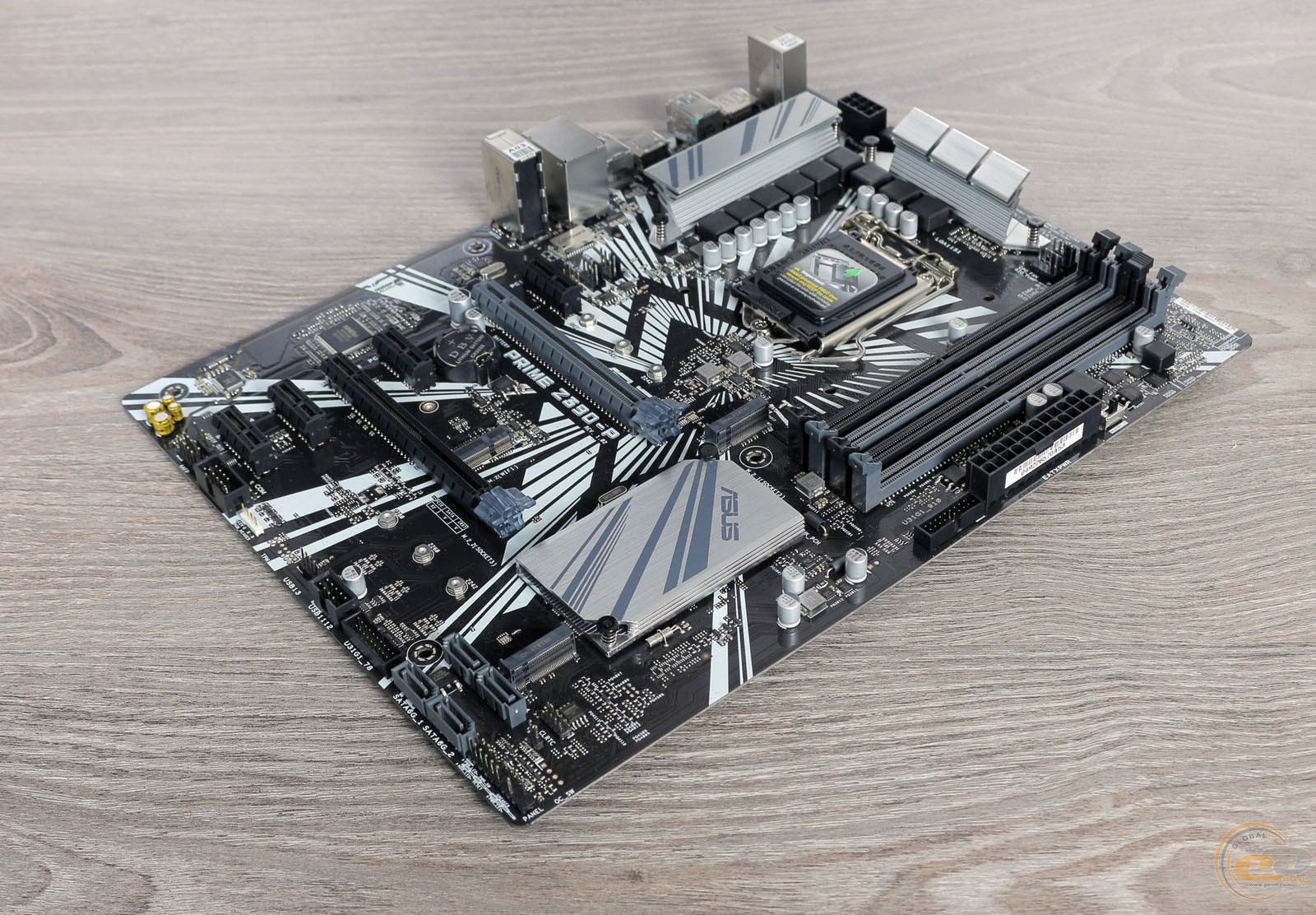 01_asus_prime_z390_p.jpg