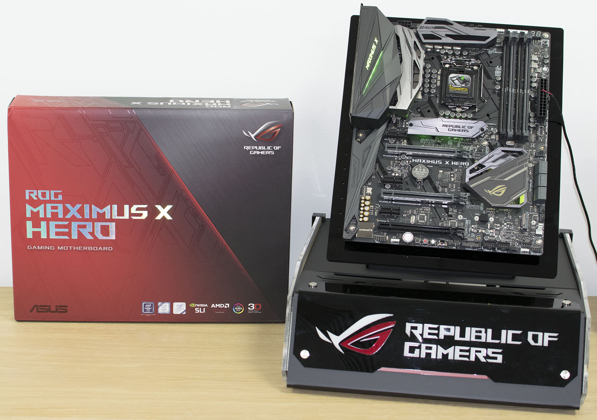asus_rog_z370_maximus_x_hero_1.jpg