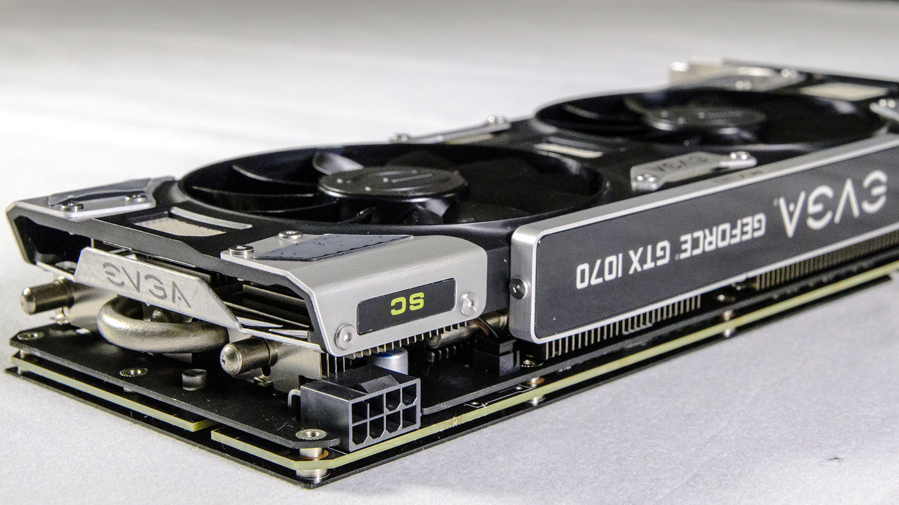89273_2016_06_21_evga_gtx_1070_sc_02.jpg