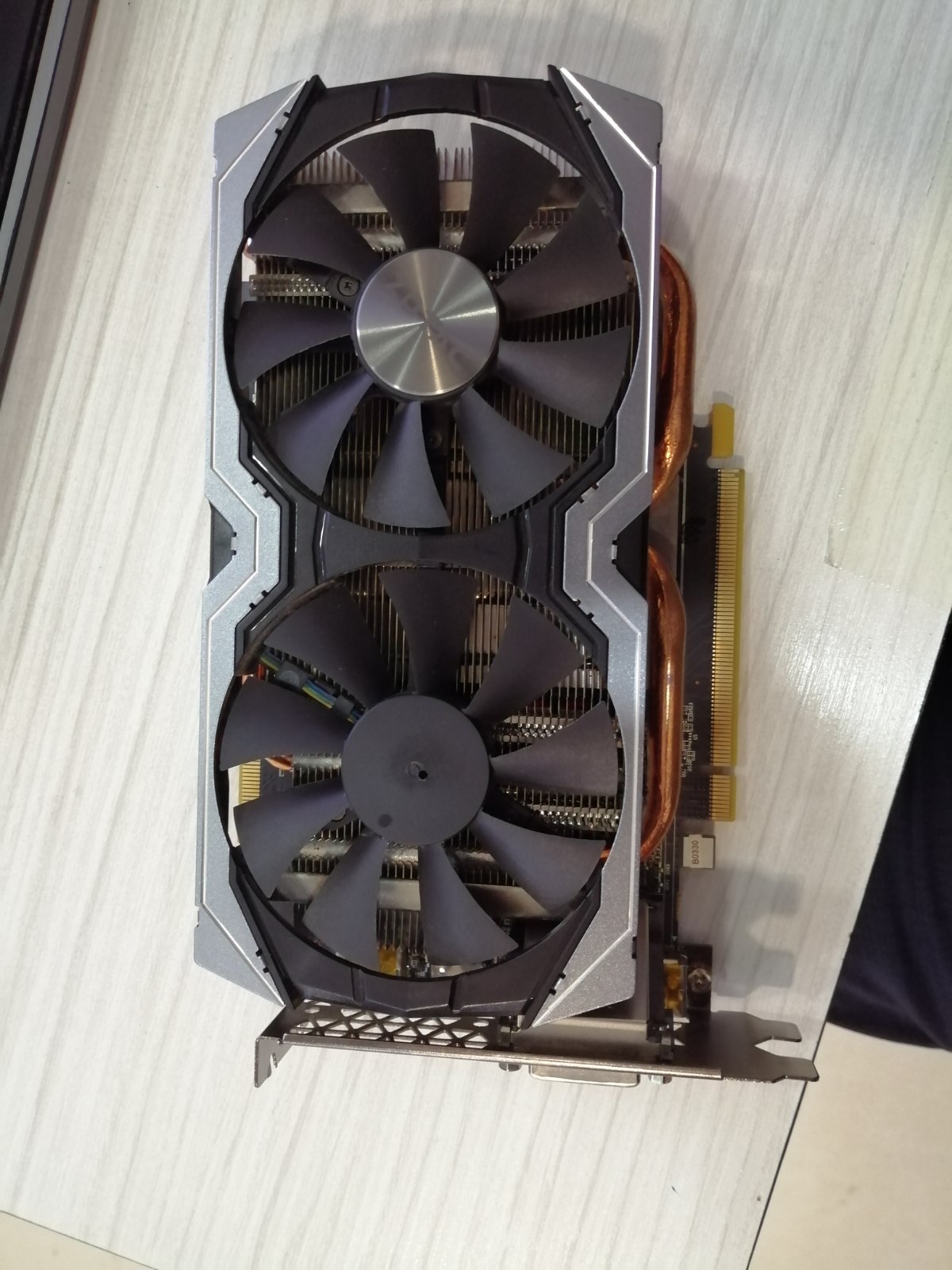 1070_1.jpg