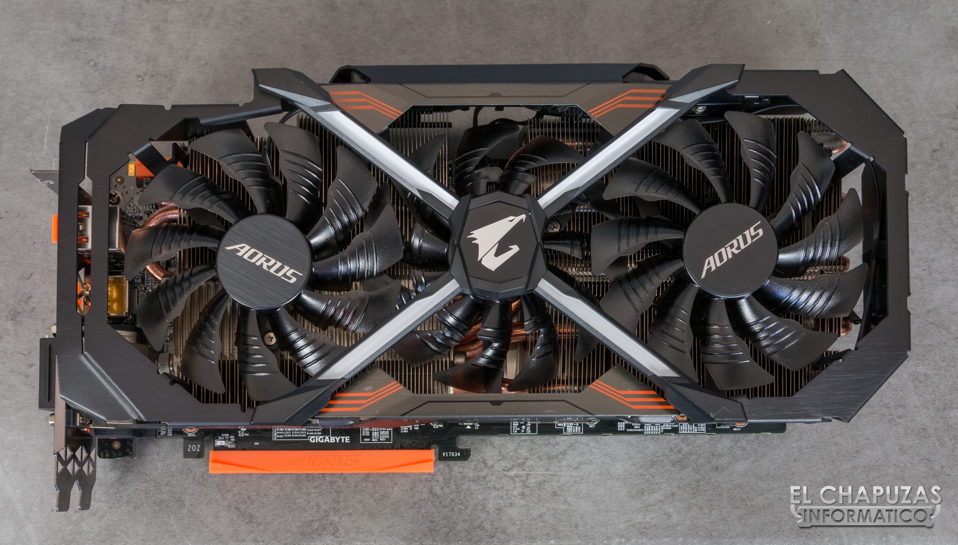 Aorus_GeForce_GTX_1080_Ti_11G_07.jpg