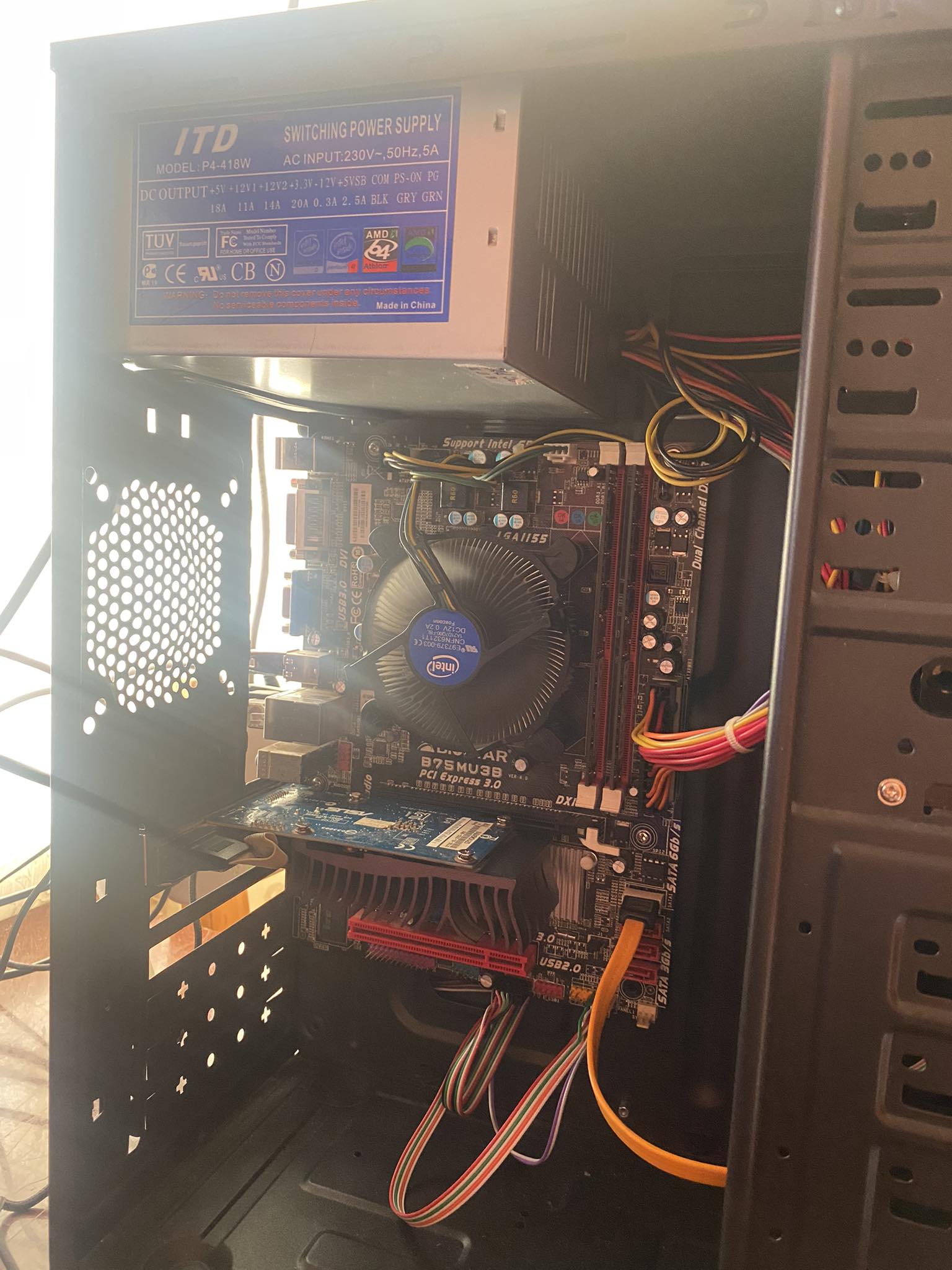 pc_i3_3240__1_.jpg