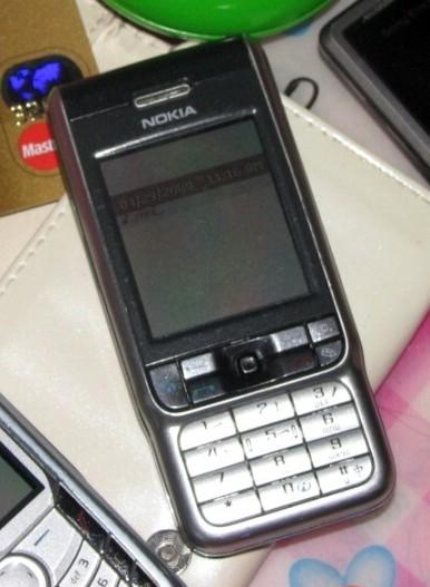 33633288_1.jpg
