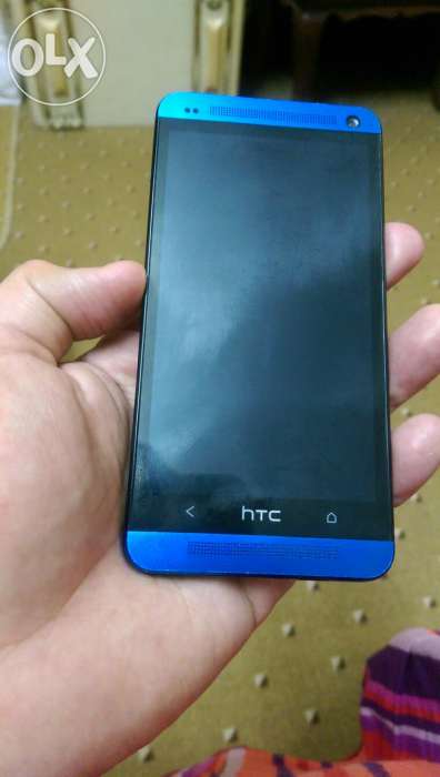 95111021_1_1000x700_htc_one_m7_32gb_in_blue_color_karachi.jpg