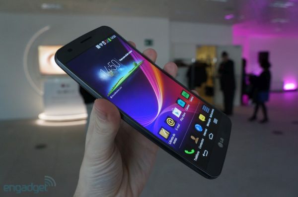 600LG_G_Flex_00007.jpg