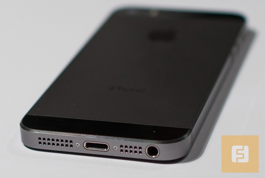 iphone_5s_space_grey3.jpg