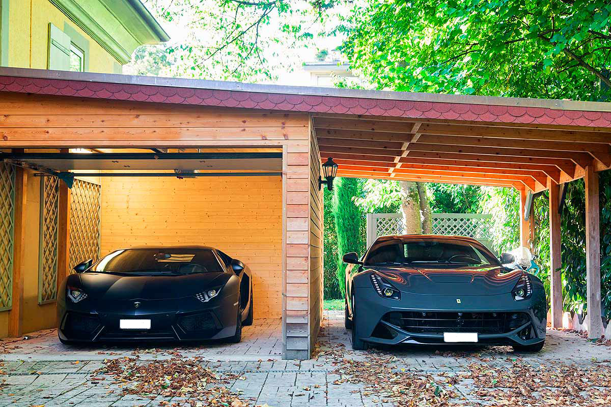 Ferrari_F12_Berlinetta_Imagen_Exterior_Est__tica_Frontal_Vs_Lamborghini_Aventador.jpg