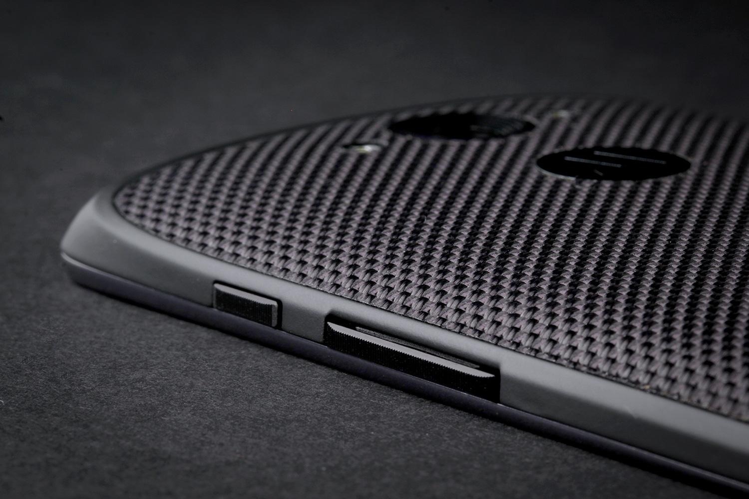 motorola_droid_turbo_side_buttons_1500x1000.jpg