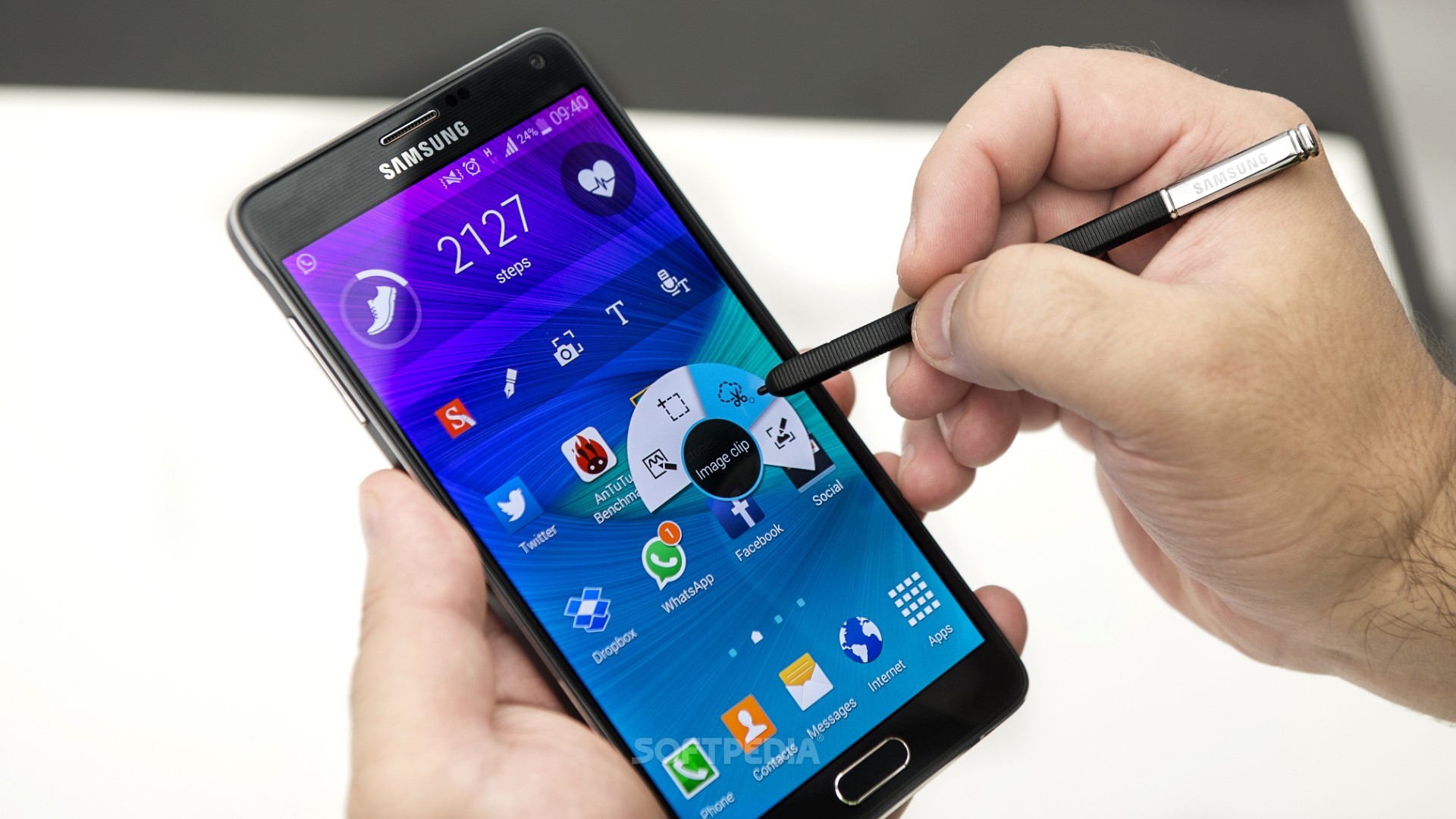 Samsung_Android_5_0_Lollipop_for_Galaxy_S4_Galaxy_Note_3_and_Note_4_Arrives_in_Early_2015_466631_5.jpg