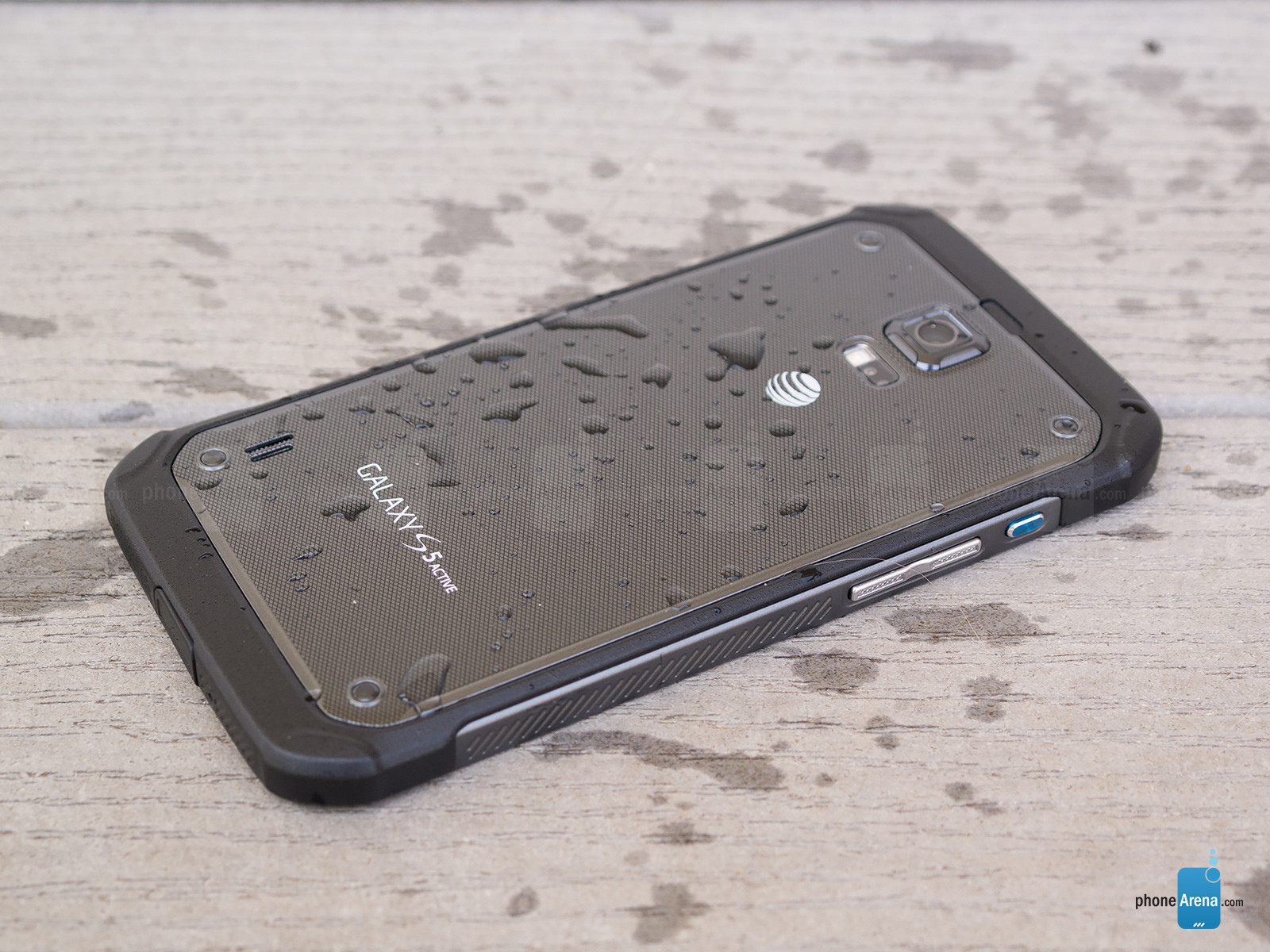 Samsung_Galaxy_S5_Active_Review_012.jpg