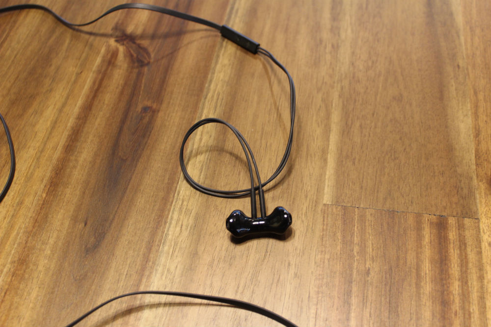 headphones.jpg
