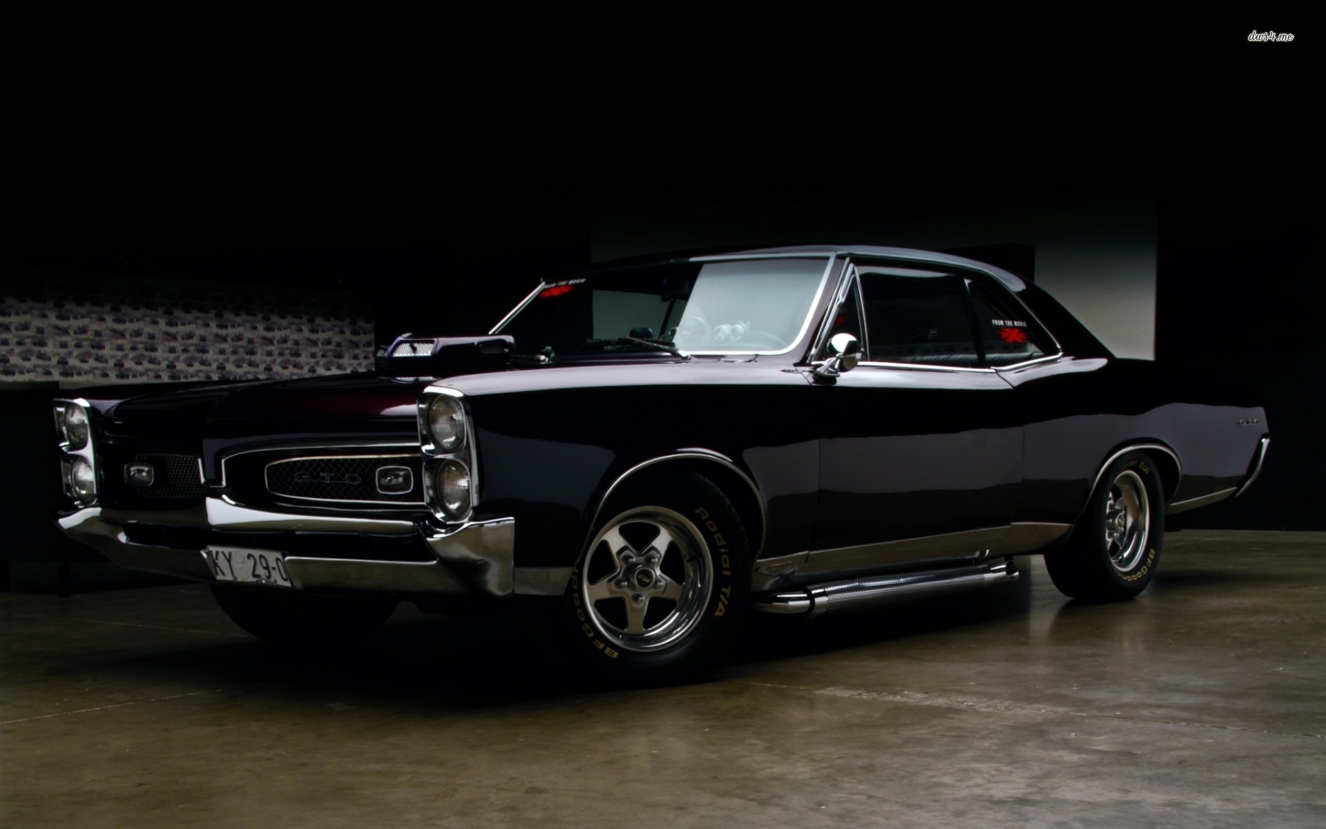 pontiac_gto_07.jpg