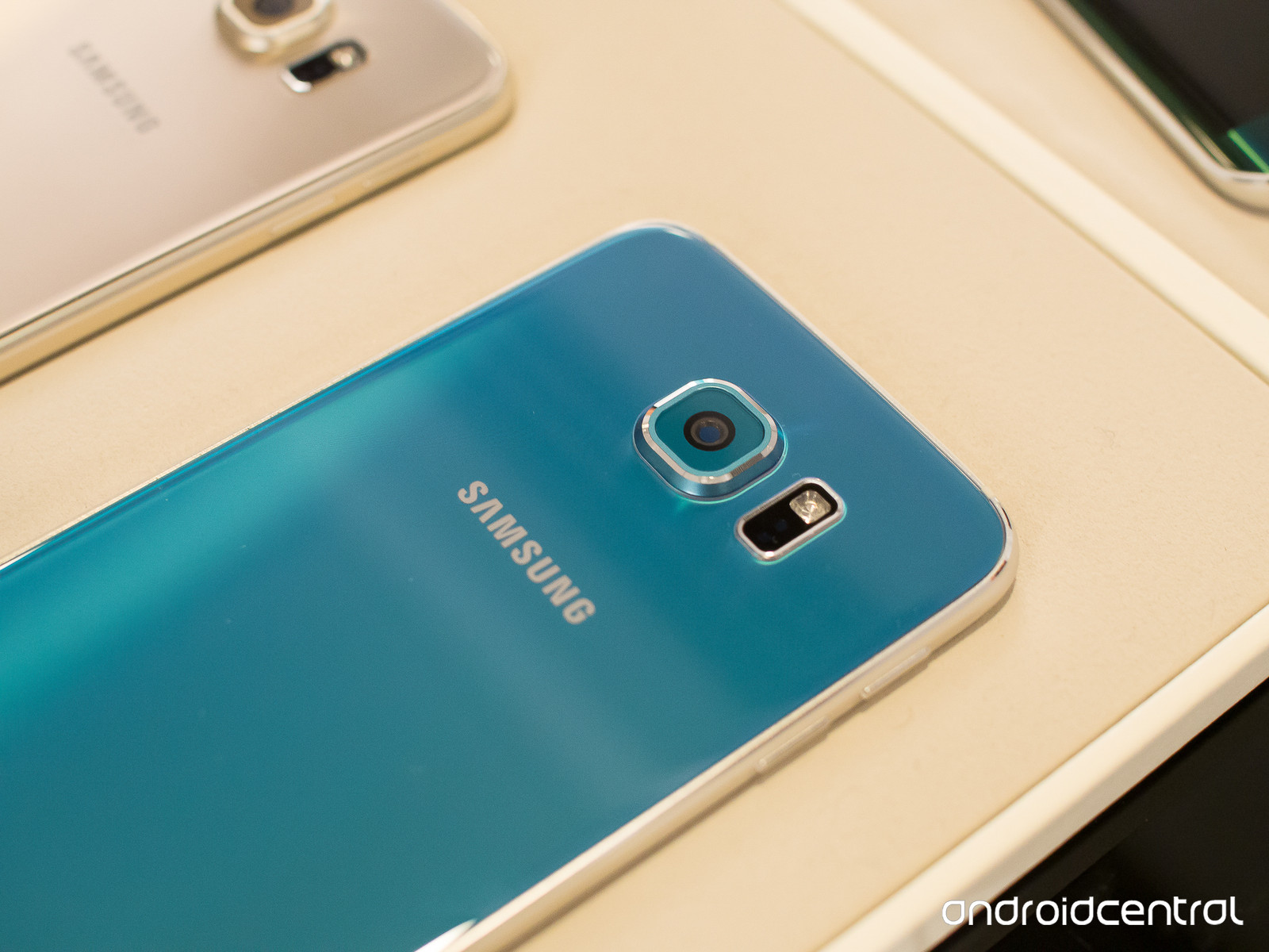 galaxy_s6_blue_back_9zh2jqc.jpg