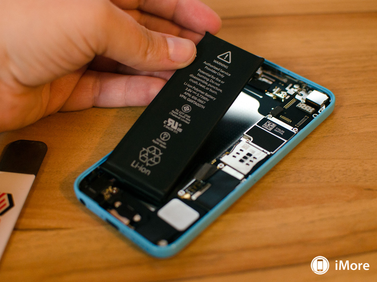 iphone_5c_removing_battery_hero.jpg