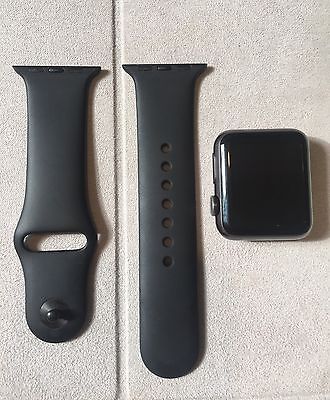 Apple_iWatch_Sport_38mm_Space_Grey_MJ2X2B_A__1.jpg