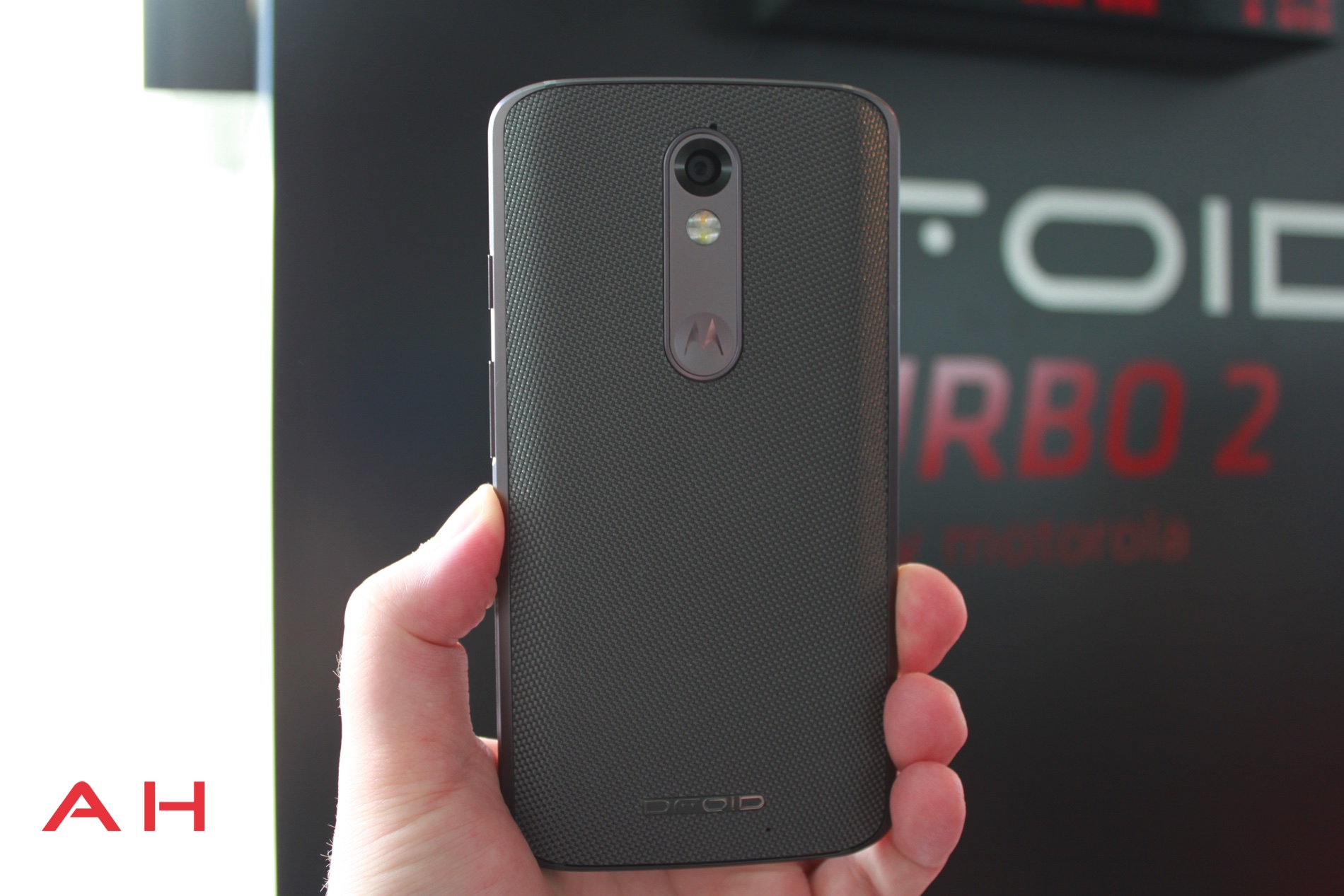 Droid_Turbo_2_Hands_On_10.jpg