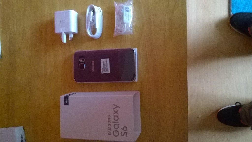 postadsuk.com_1_samsung_galaxy_s6_for_sale_black_can_be_sold_locked_or_unlocked_also_wireless_charger_and_hard_cas.JPG