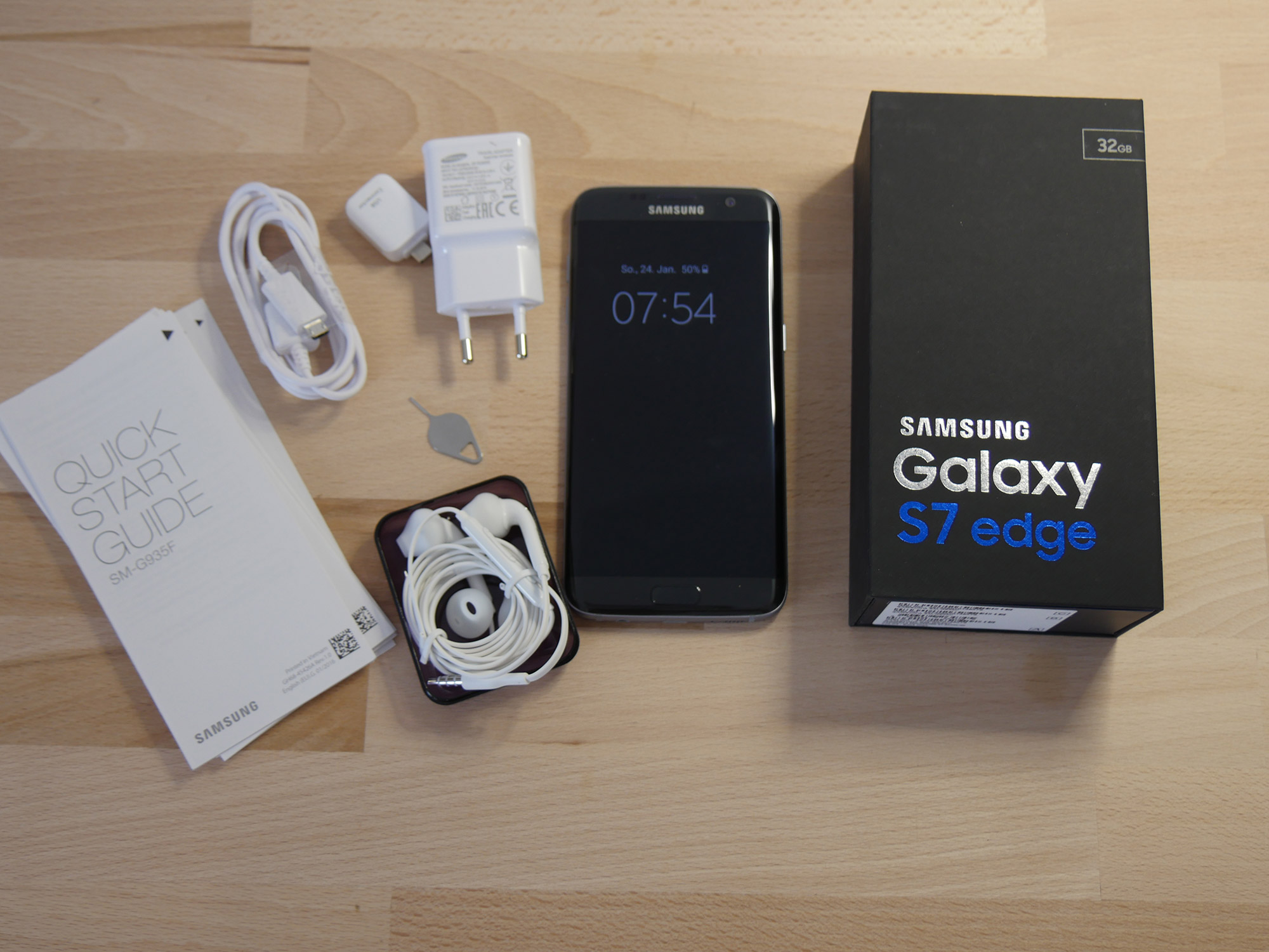 GalaxyS7edge_Unboxing_6.jpg