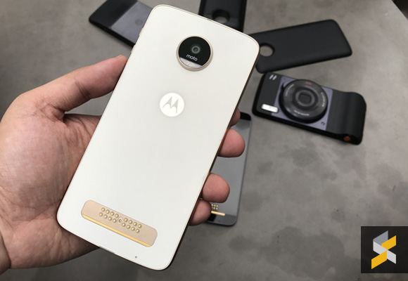 161031_motorola_moto_z_play_malaysia_02.jpg