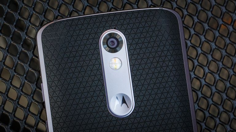 motorola_droid_turbo_2_4123_015.jpg
