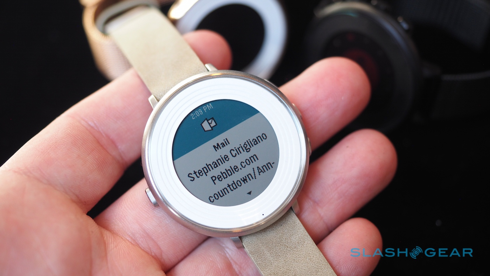 pebble_time_round_hands_on_sg_21.jpg