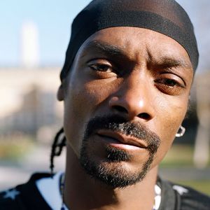 snoop_dogg_photo_by_estevan_oriol_archive_photos_getty_455616412.jpg