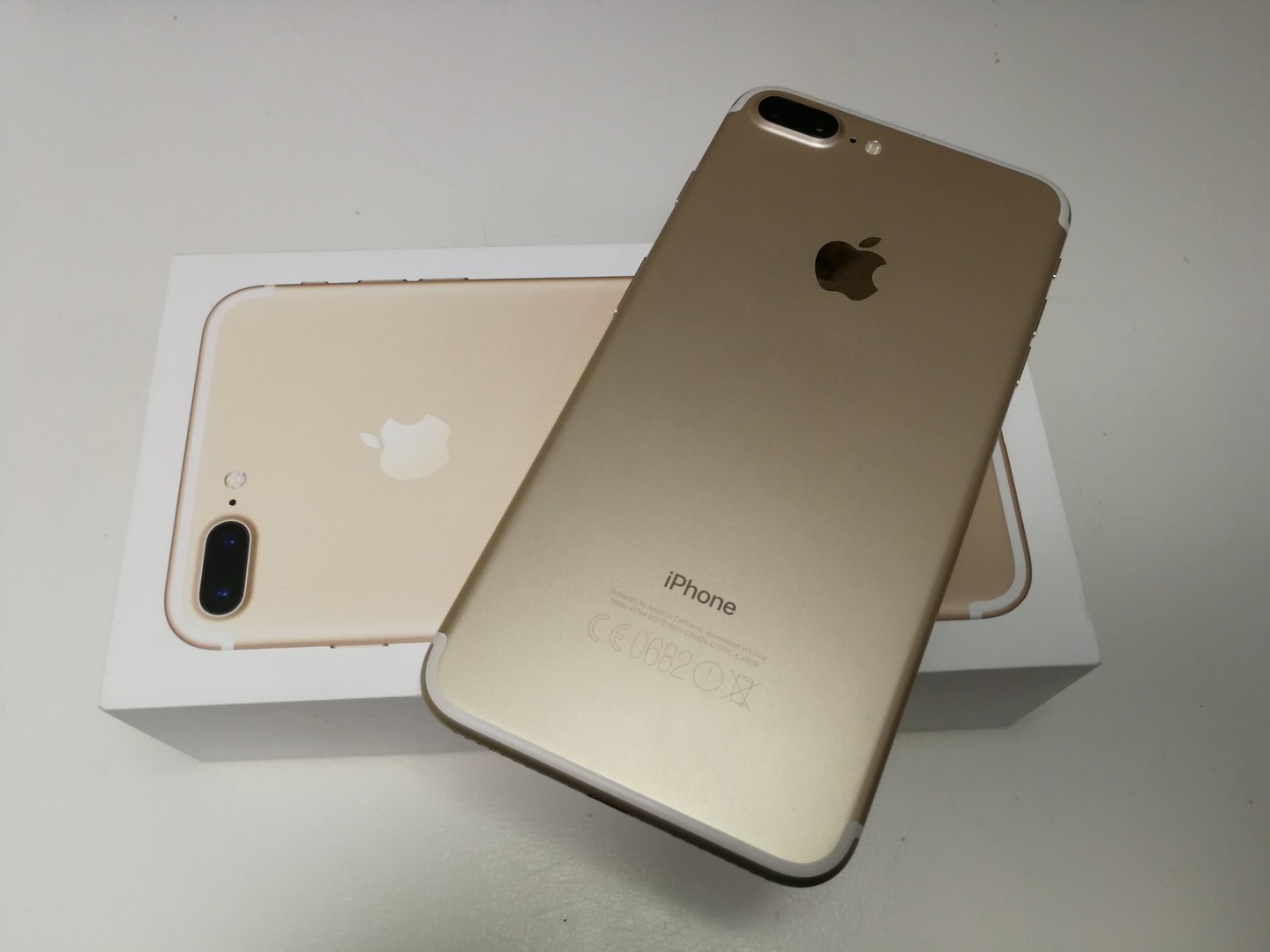 Iphone 7 plus gold. Iphone 7 Plus 128gb. Iphone 7 Plus золото. Iphone 7 Plus 128gb авито. Айфон 14 плюс 128 ГБ.