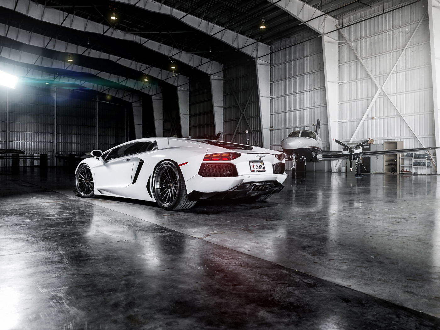 aventador_lamborghini_lambo_lp700_94551_1400x1050.jpg