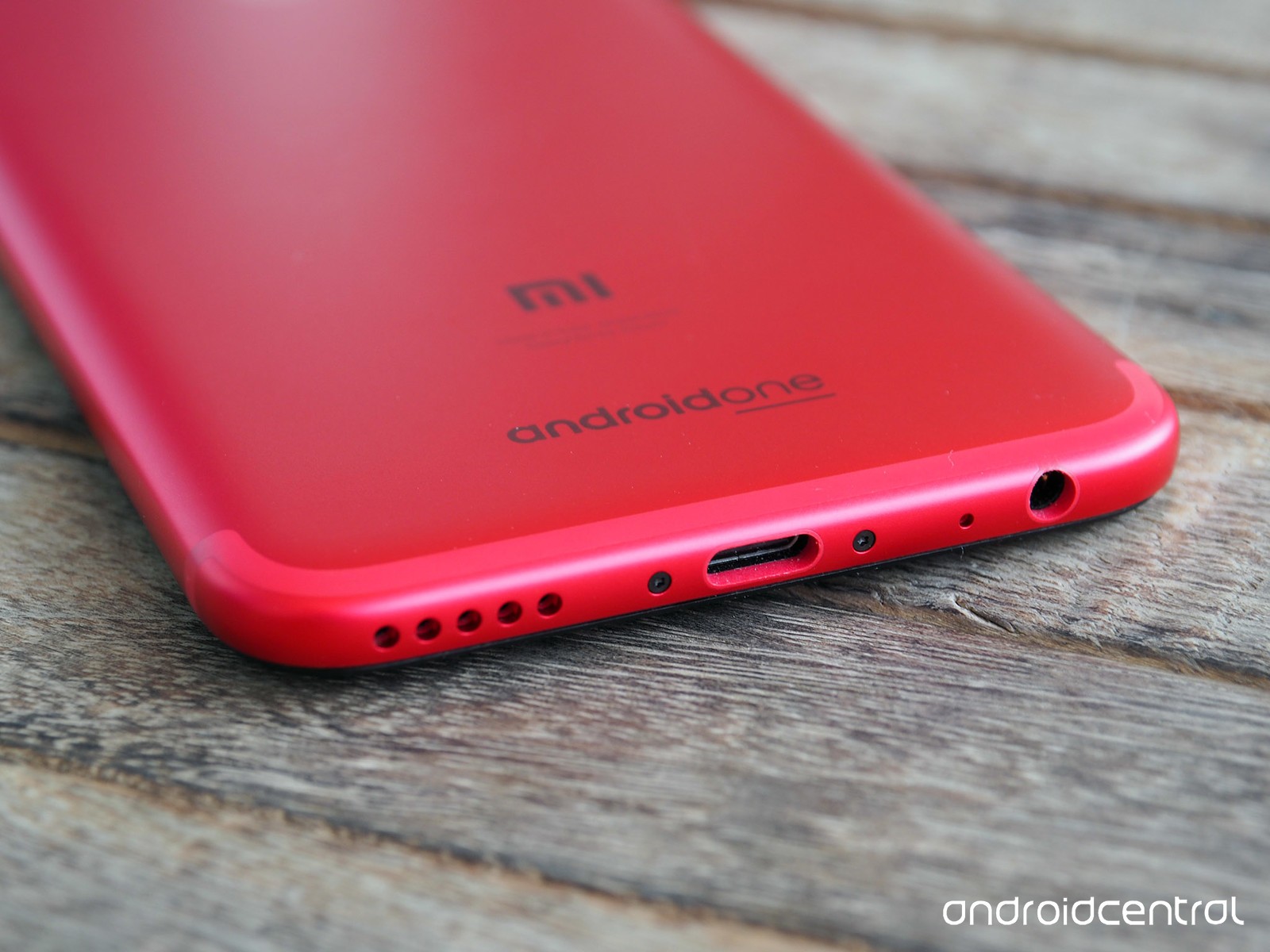 xiaomi_mi_a1_red_4.jpg