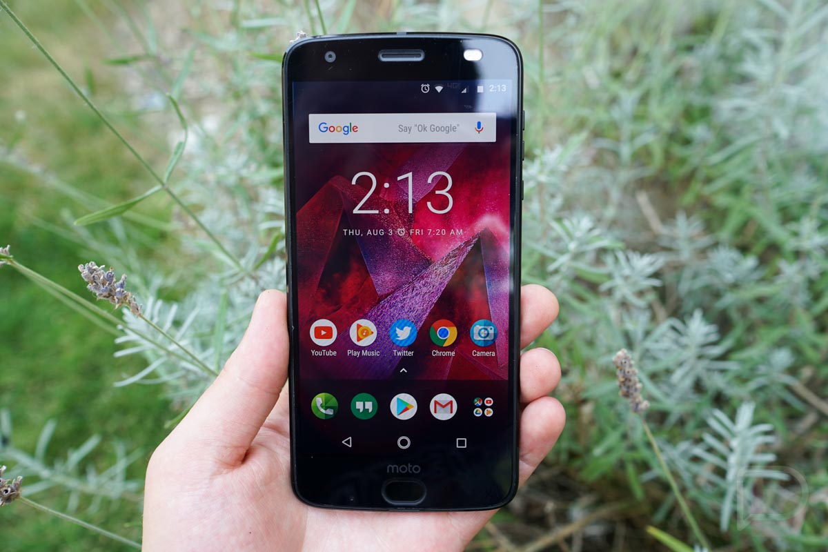 Moto_Z2_Force_3_of_10.jpg