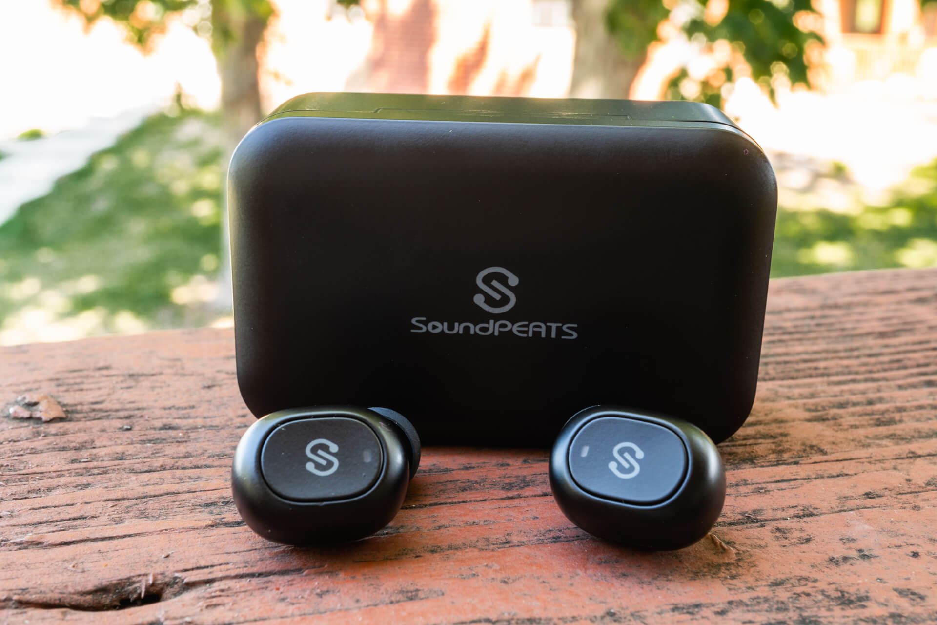 soundpeats_q32_truly_wireless_earbuds.jpg