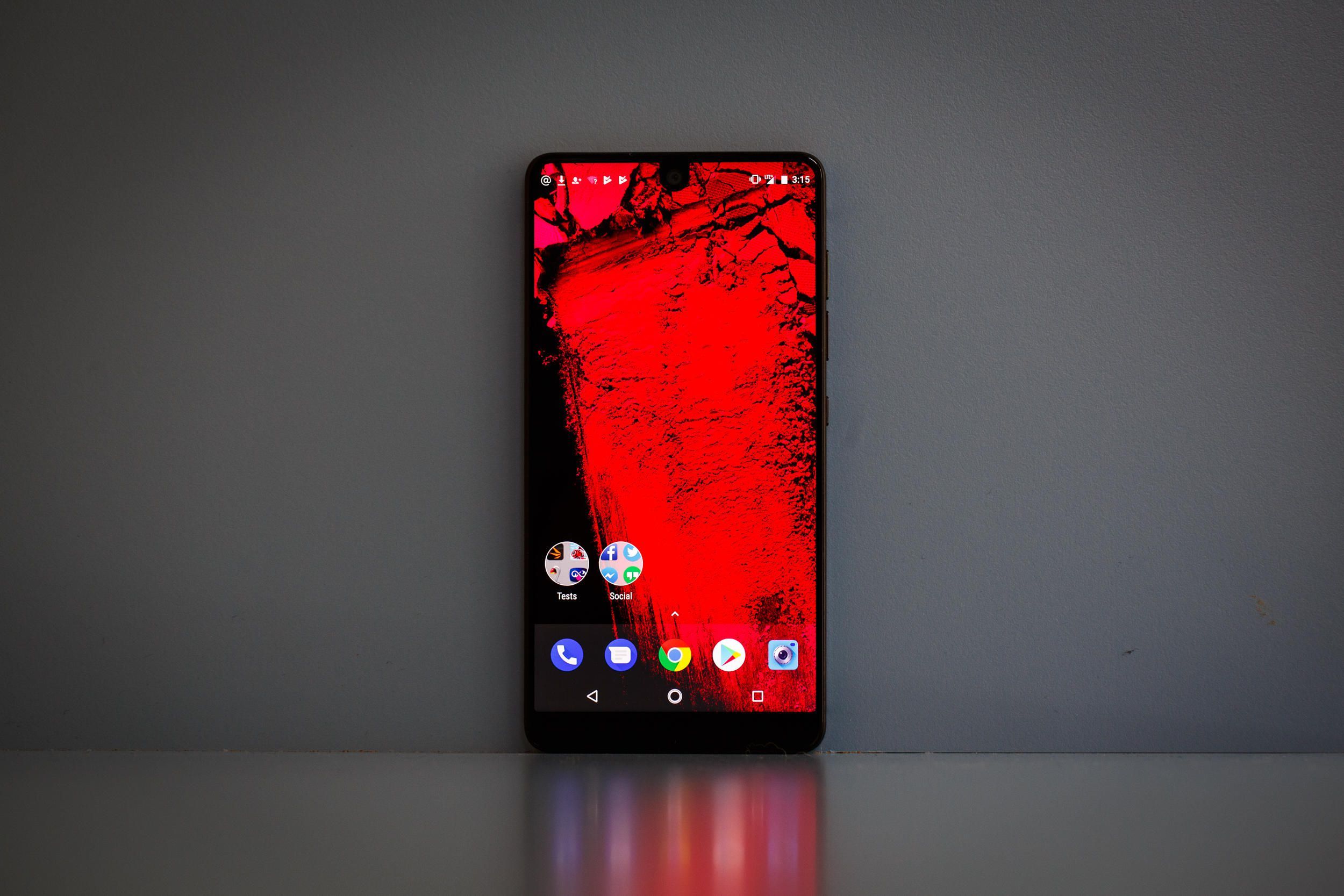 essential_phone_1.jpg
