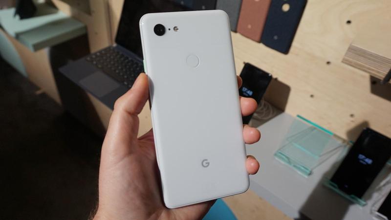 pixel_3xl_clearly_white_thumb800.jpg