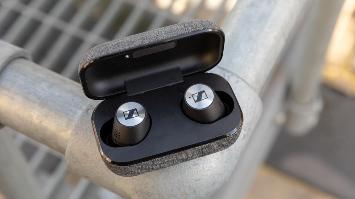 Sennheiser._Momentum__True_Wireless.jpg