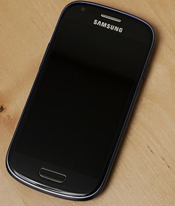 Samsung_Galaxy_S_III.jpg