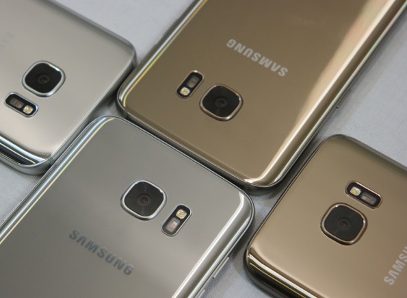 Gold_Samsung_Galaxy_S7_Android_flagship.jpg