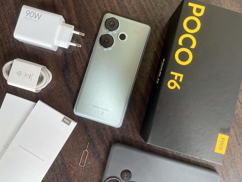 02_Unboxing_POCO_F6_review.jpg