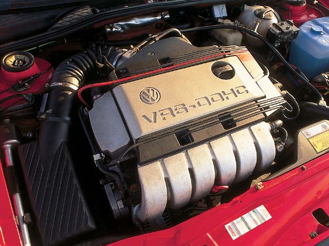 0310_06z_1992_volkswagen_corrado_slc_coupe_engine.jpg