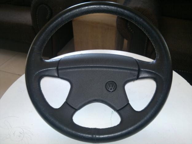aoriginal_golf_3_gti_steering_wheel_for_sale_19135730.jpg