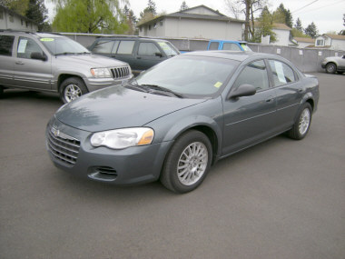 2006_chrysler_sebring_sdn_4dr_dark_green_fold_down_rear_seat_97795503016866062.jpg