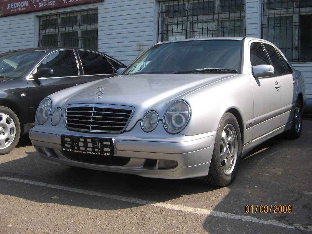 2001_mercedes_benz_e_class_5.jpg