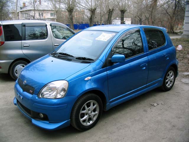 toyota_vitz_rs_2003_7.jpg