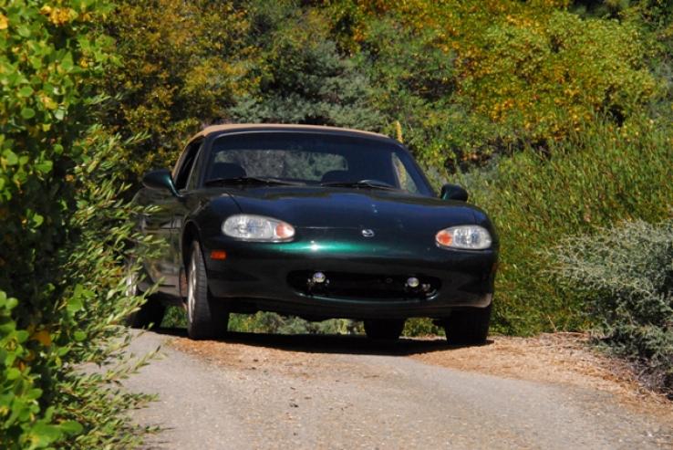 1999_Mazda_MX_5_Miata_212811_1456535591.jpg