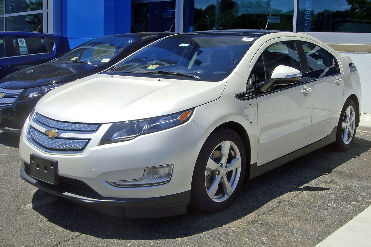 1200px_DCA_06_2012_Chevy_Volt_4035.JPG