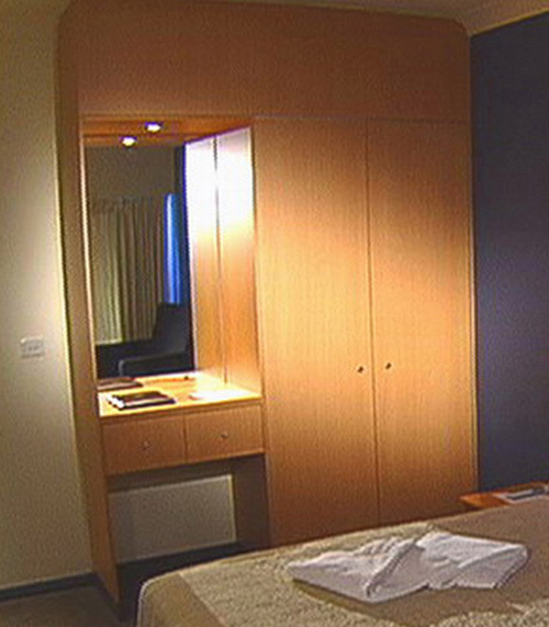 Deluxe_Room.jpg