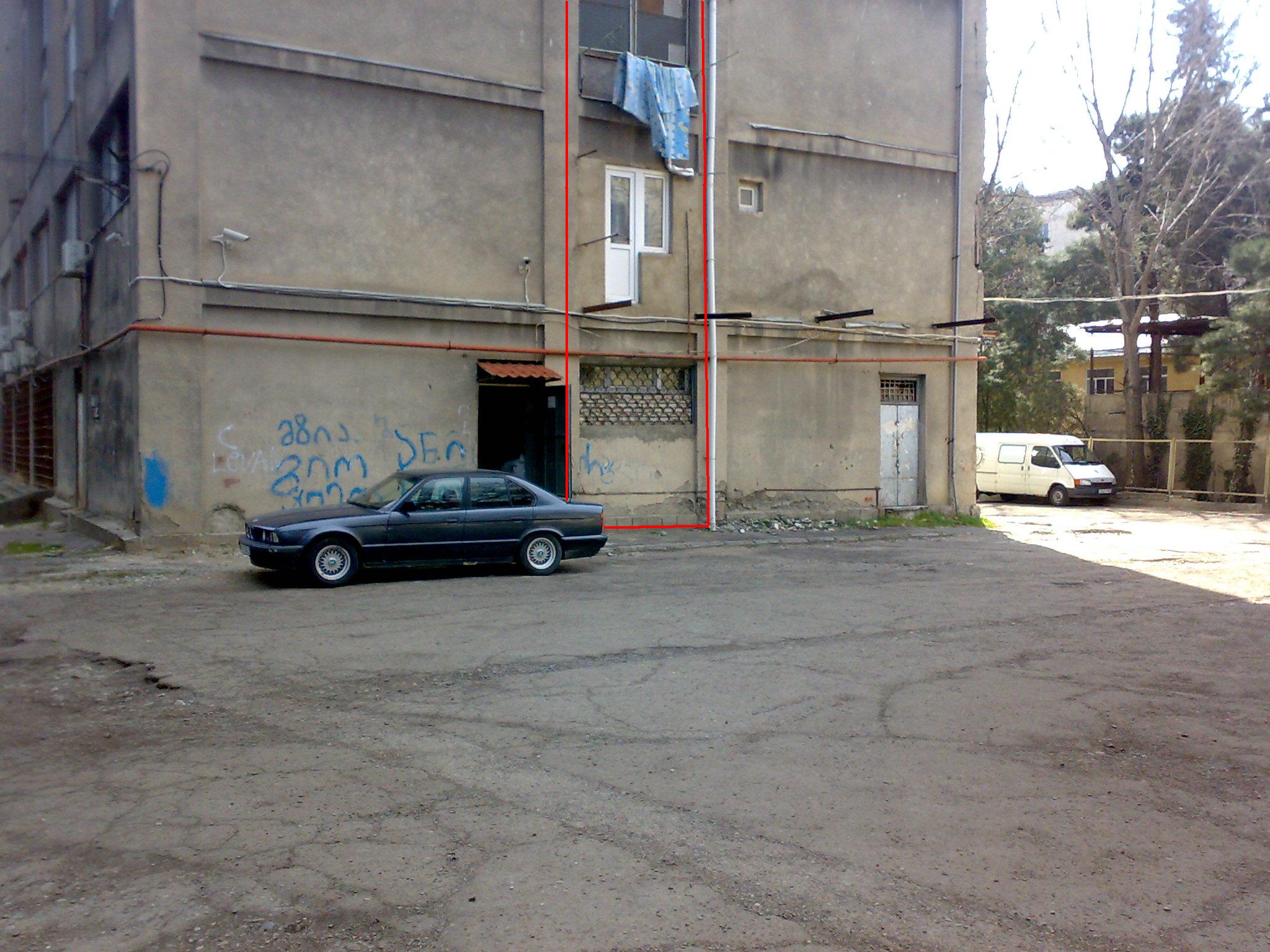 20032011593.jpg