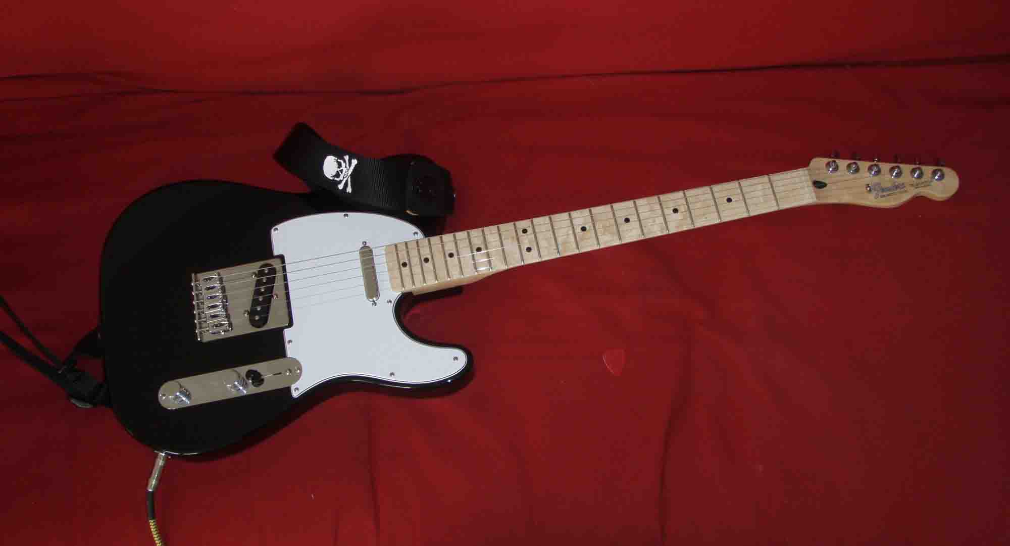 tecvslecaster.jpg