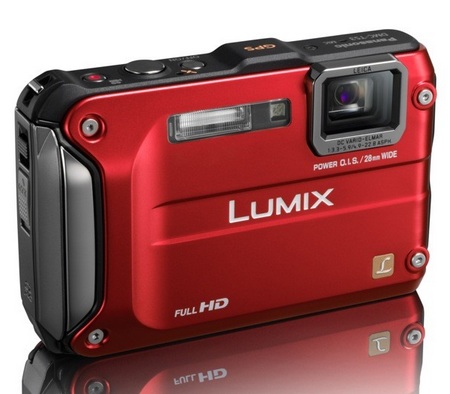 Panasonic_LUMIX_DMC_TS3_Rugged_Digital_Camera_red.jpg